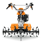 Dettaglio della parte anteriore della Motozappa STIHL MH 700 con ruota di trasporto pieghevole