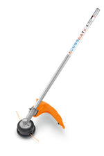Decespugliatore Stihl in vista laterale, dettagli dell'impugnatura e del sistema AutoCut
