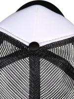Cappello trucker bianco e nero con rete posteriore traspirante, dettaglio del bottone superiore, design moderno e confortevole, ideale per attività all'aperto e look casual, accessorio di moda unisex.