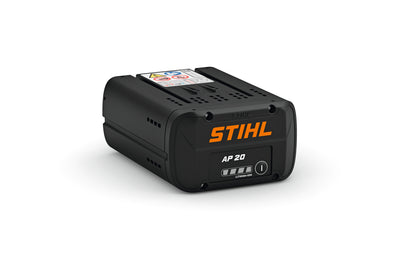 Batteria Stihl AP 20 nera vista di tre quarti su sfondo bianco