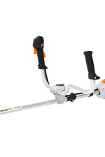 Dettaglio dell'impugnatura a doppio manubrio del decespugliatore Stihl FSA 250.