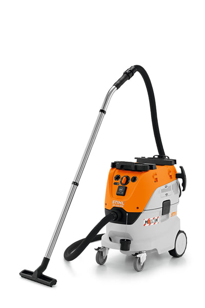 Dettaglio tubi accessori aspiratore Stihl SE 133 ME