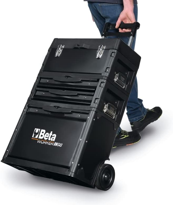 Trolley porta utensili Beta C43 in trasporto su ruote con maniglia telescopica