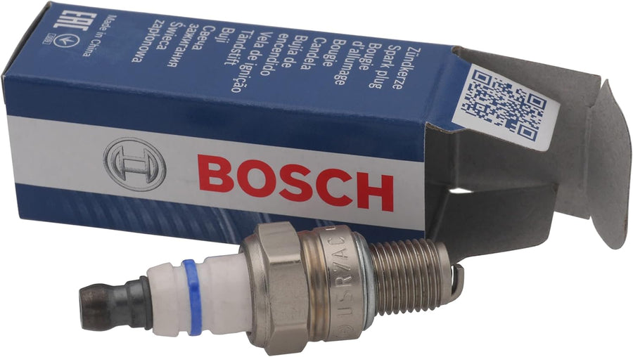 Candela di accensione Bosch USR7AC per motosega Stihl MS 193 e MS 193T