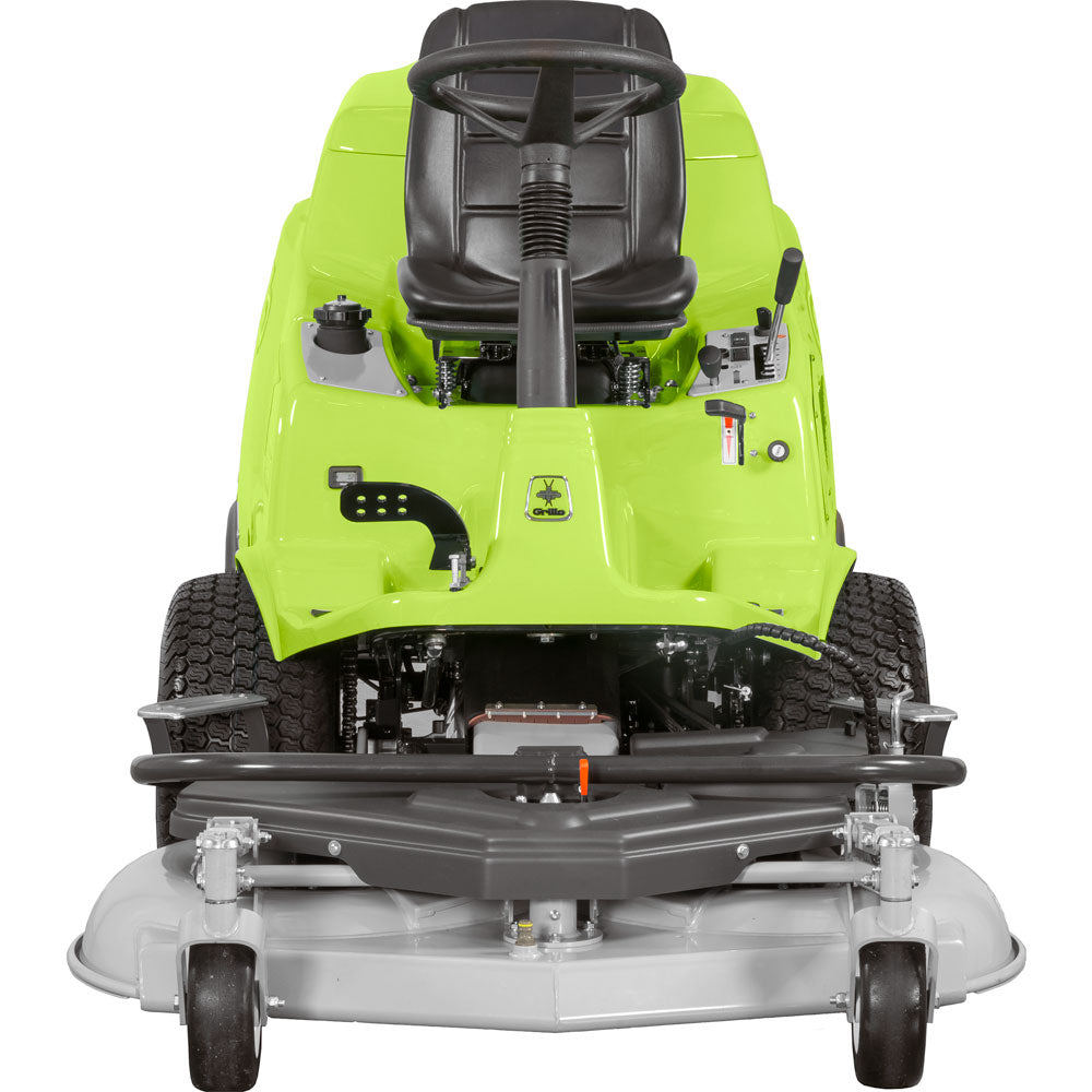 Vista frontale trattorino rasaerba Grillo FD 280 con piatto anteriore e comandi al volante