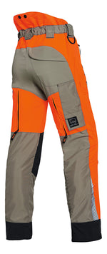 Pantaloni antitaglio Stihl Dynamic Vent vista posteriore con prese d’aria con zip e dettagli riflettenti