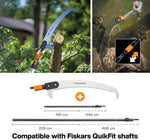 Seghetto curvo Fiskars QuikFit e innesto rapido su asta telescopica