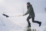 Spinta neve con slitta Fiskars SnowXpert 74 cm su neve compatta
