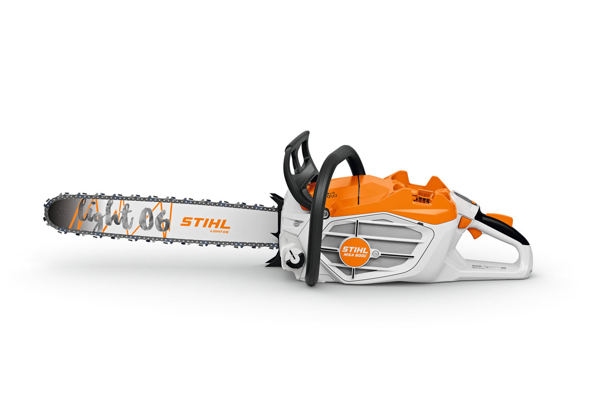 Motosega Stihl MSA 600 C-O vista dall’altro lato, con barra rivolta a sinistra